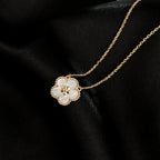 Loco LUCKY  WHITE MOP  PLUM BLOSSOM NECKLACE