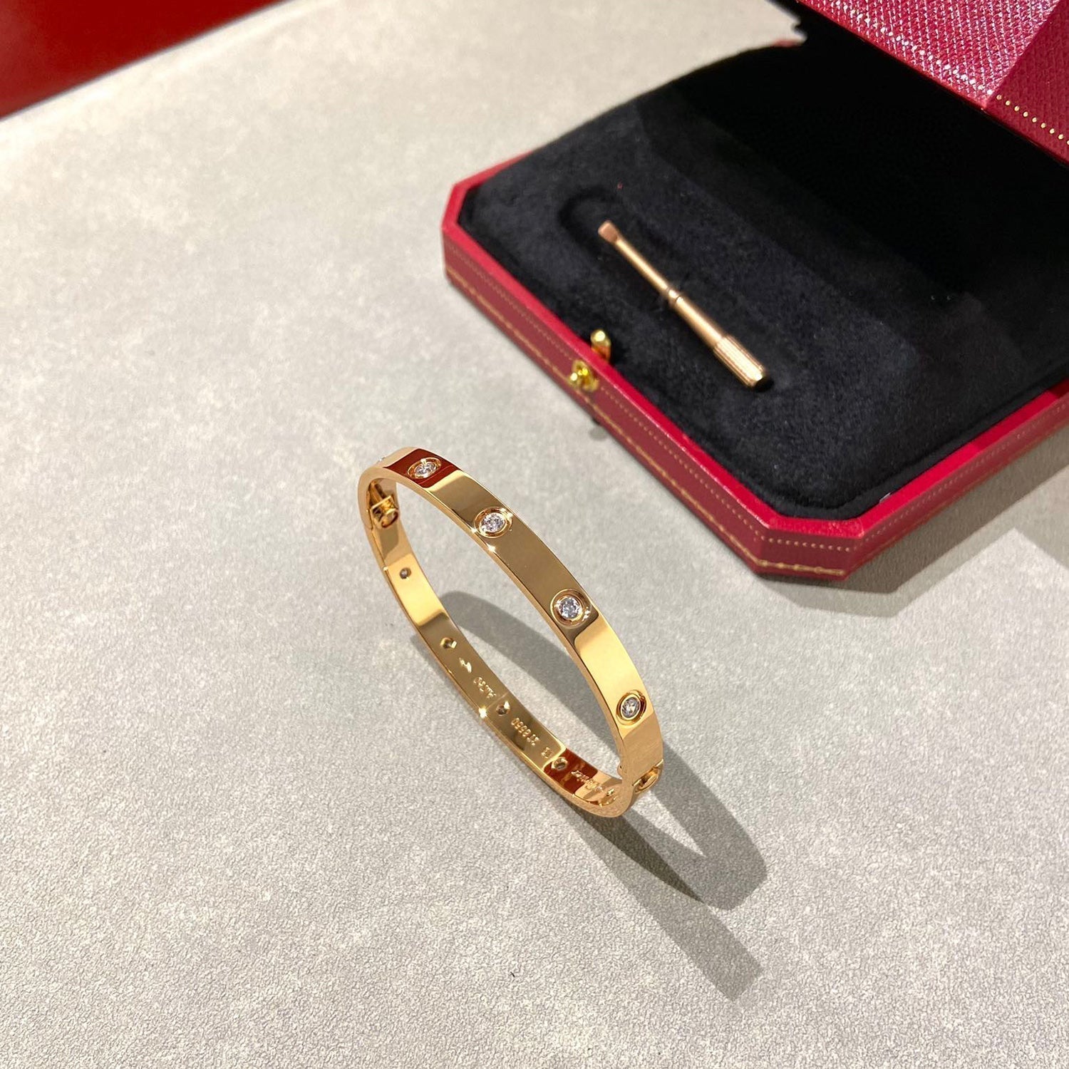 Loco LOVE BRACELET 6.1MM 10 DIAMONDS