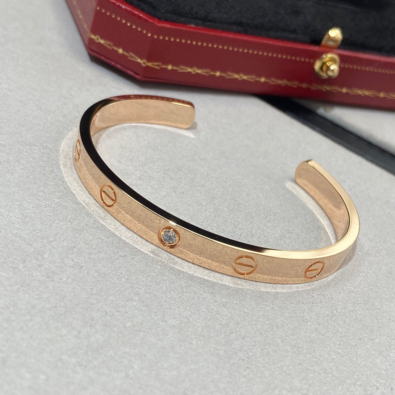 Loco LOVE BRACELET 6.1MM 1 DIAMOND OPEN CUFF