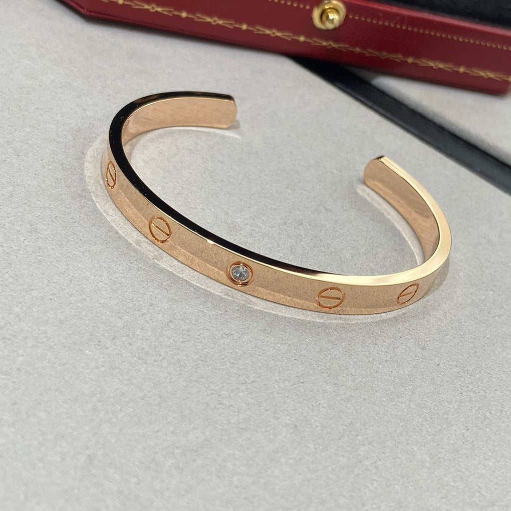 Loco LOVE BRACELET 6.1MM 1 DIAMOND OPEN CUFF