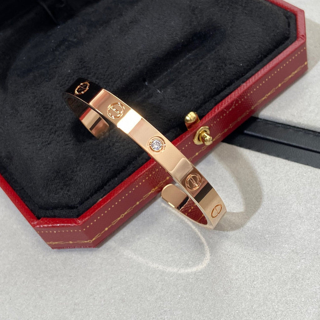 Loco LOVE BRACELET 6.1MM 1 DIAMOND OPEN CUFF