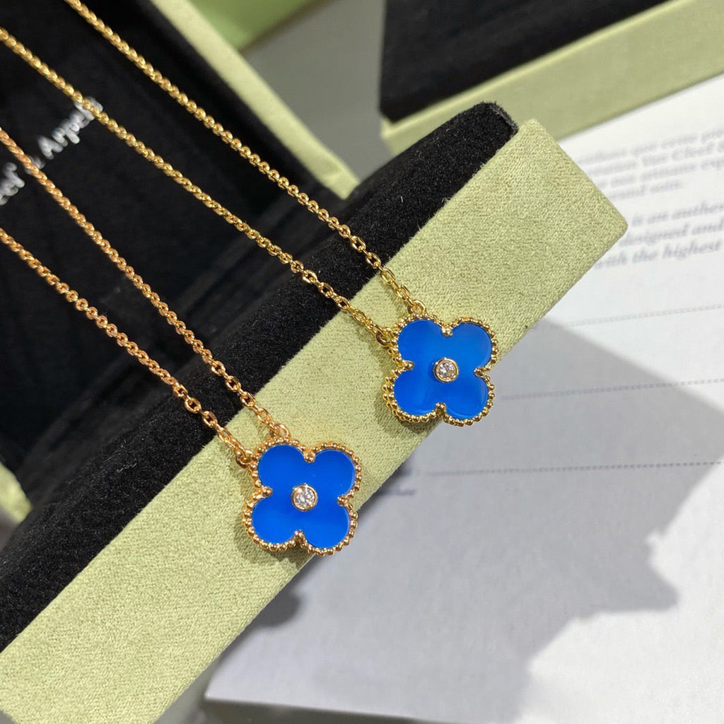 Loco CLOVER 15MM DIAMOND AND BLUE AGATE NECKLACE