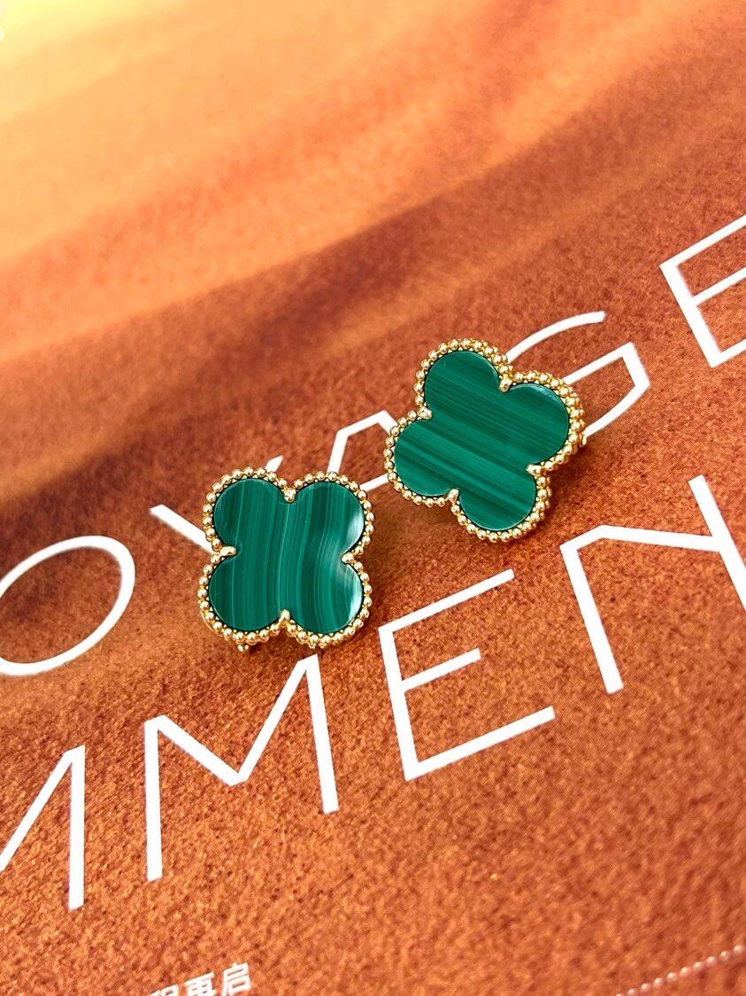[Loco ] CLOVER LARGE (20mm) 1 MOTIFS GREENER MOP STUD EARRINGS