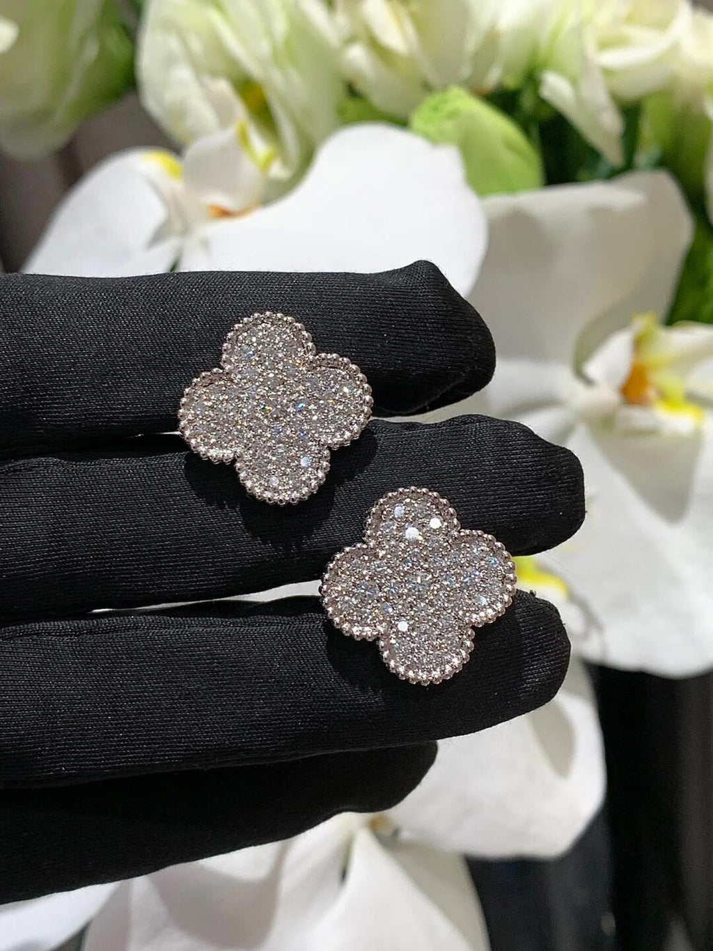 [Loco ] CLOVER 20MM MOTIFS DIAMOND STUD EARRINGS SILVER