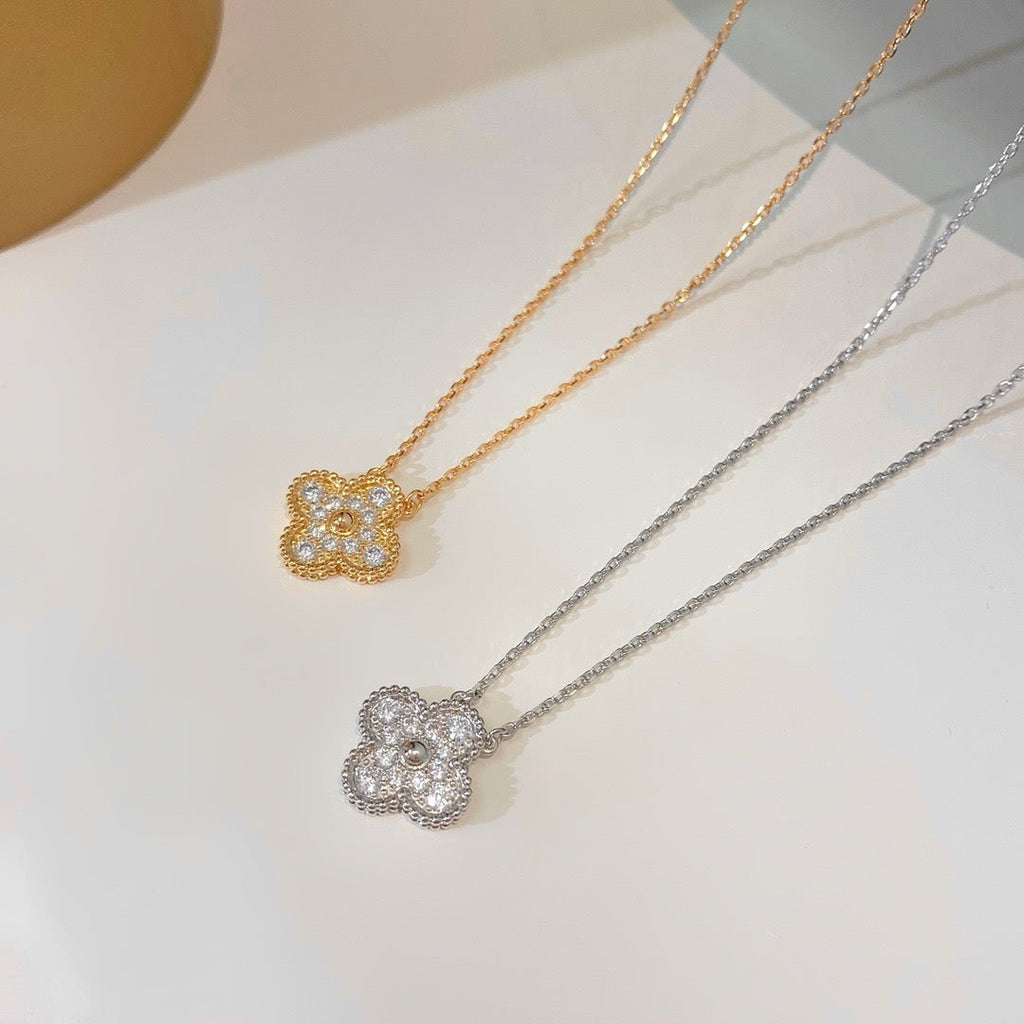Loco CLOVER 15MM DIAMOND SINGLE FLOWER NECKLACE