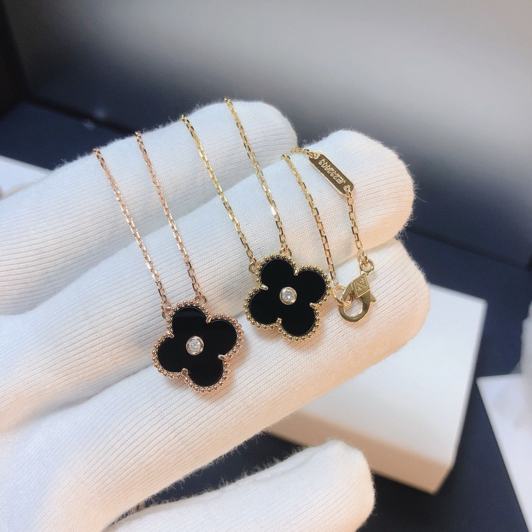 Loco CLOVER 15MM DIAMOND ONYX NECKLACE