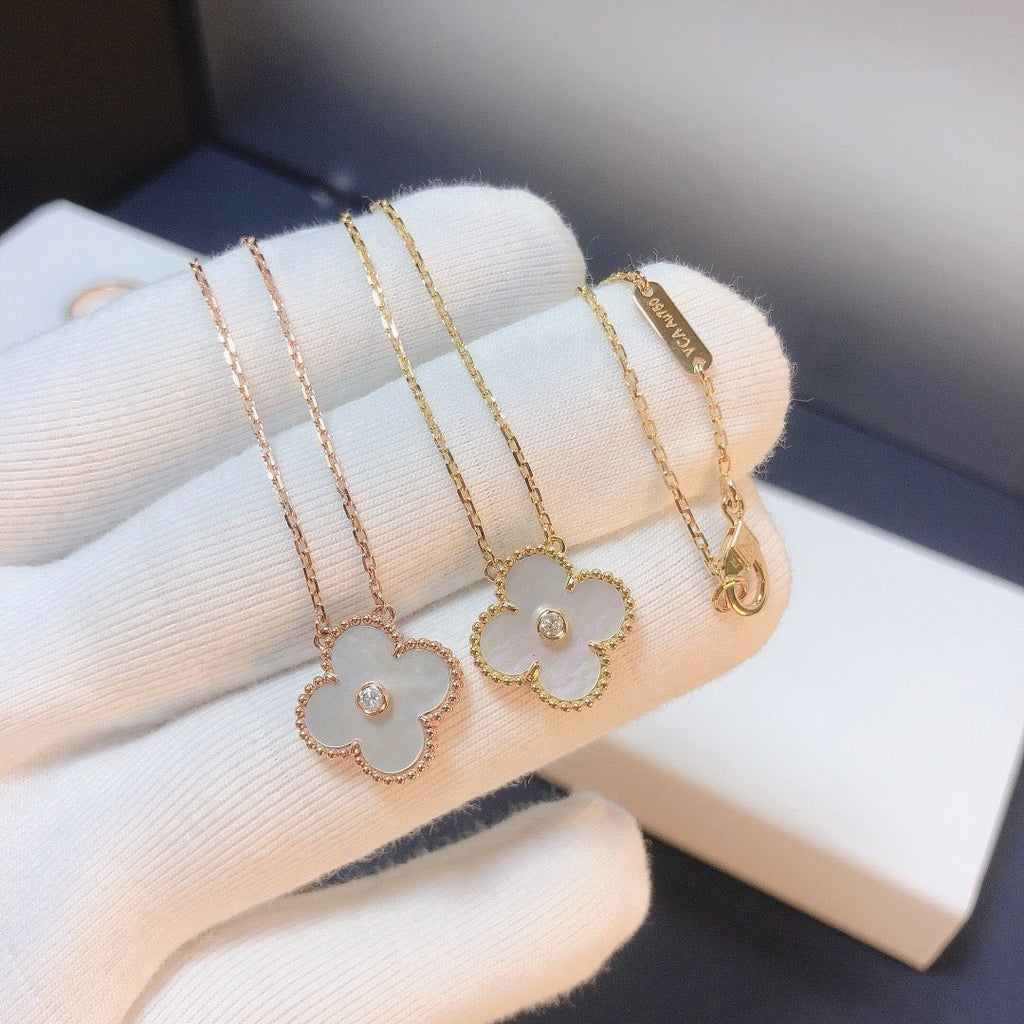 Loco CLOVER 15MM DIAMOND WHITE FRITILLARIA NECKLACE