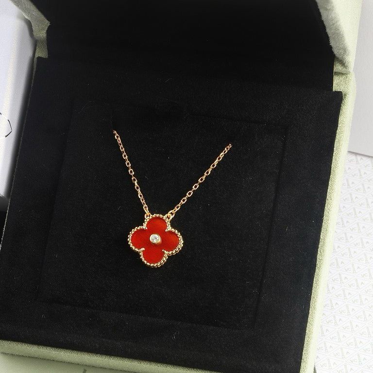 Loco CLOVER 15MM DIAMOND CARNELIAN NECKLACE