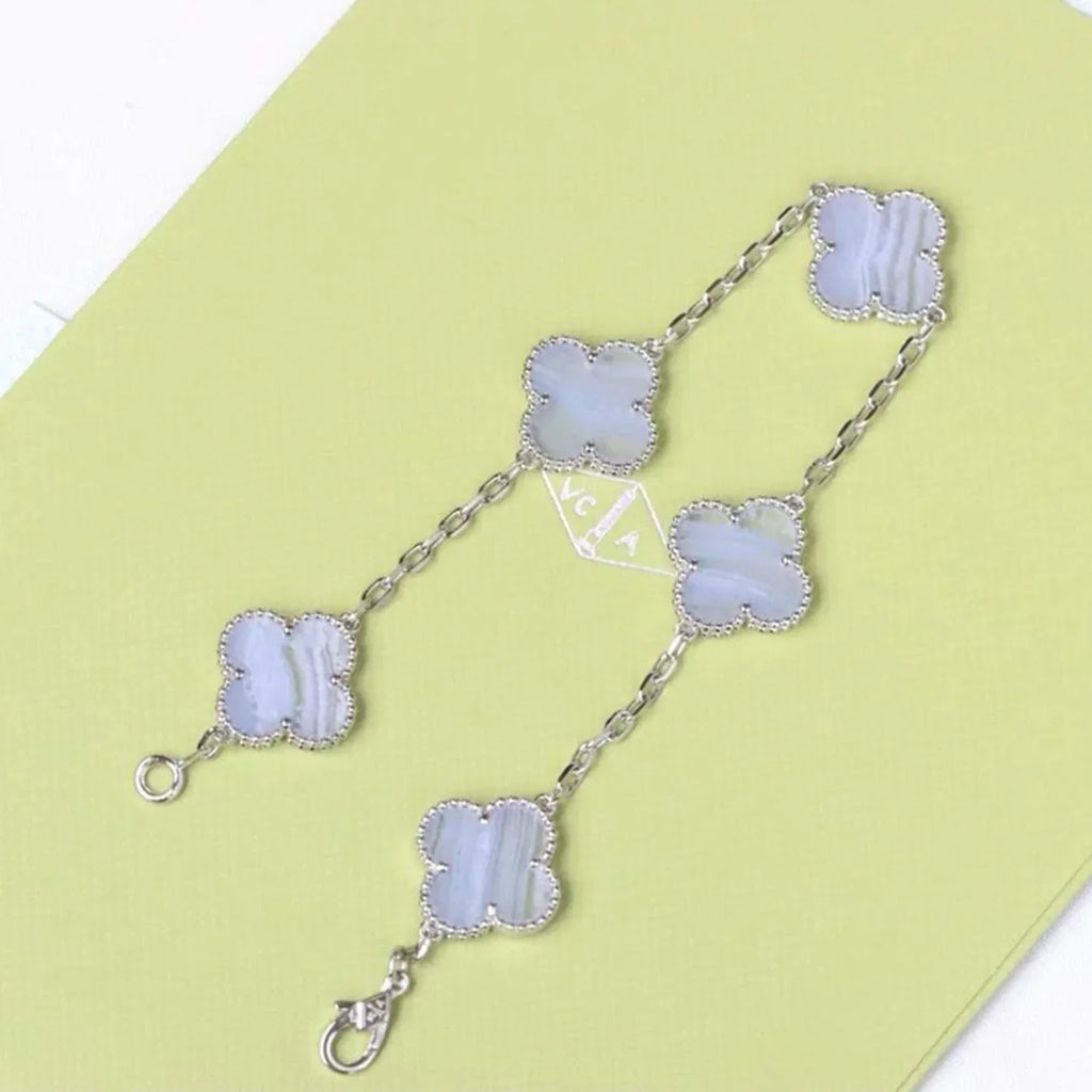 [Loco ]New  CLOVER 5 MOTIF PURPLE CHALCEDONY BRACELET COLLECTION