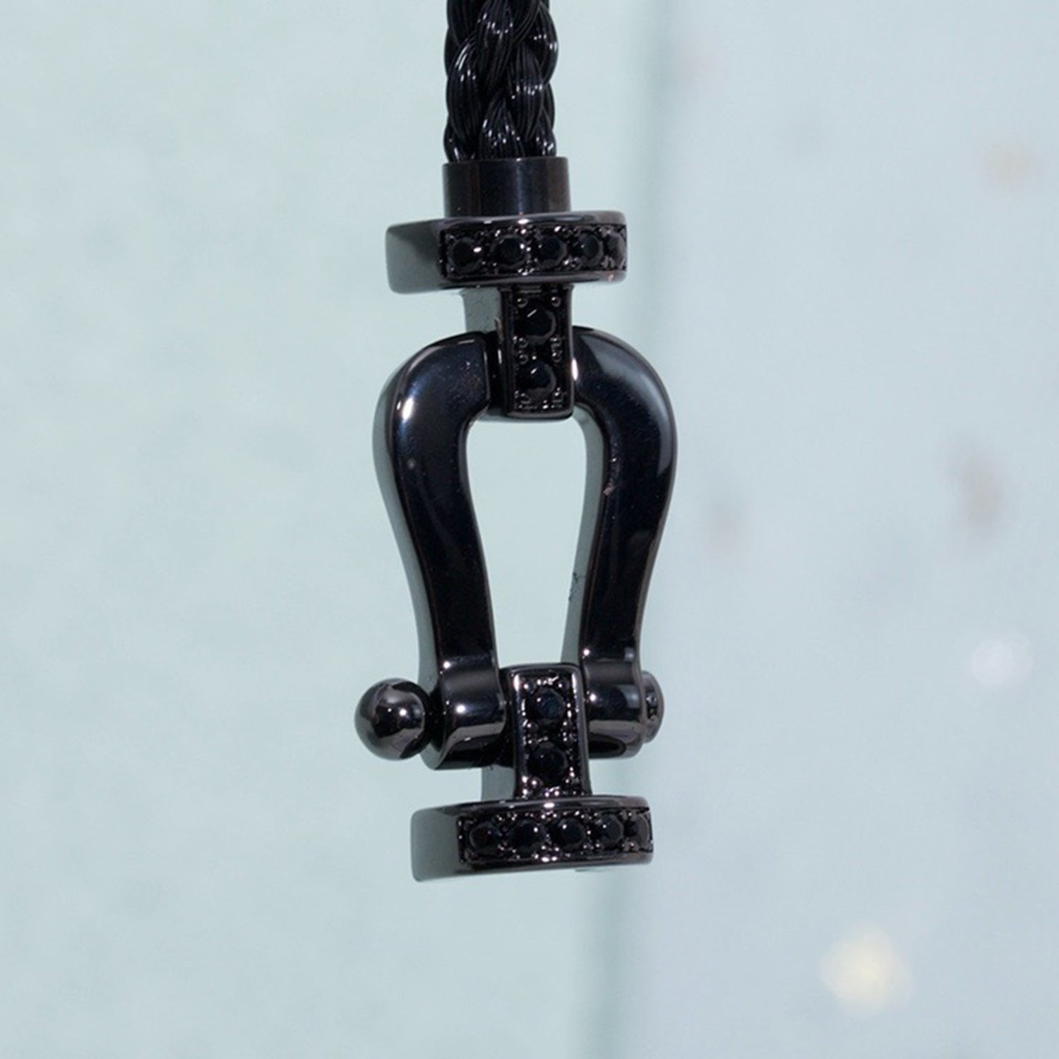 Loco FORCE LARGE SERIES HORSESHOE BLACK SAMURAI BRACELET