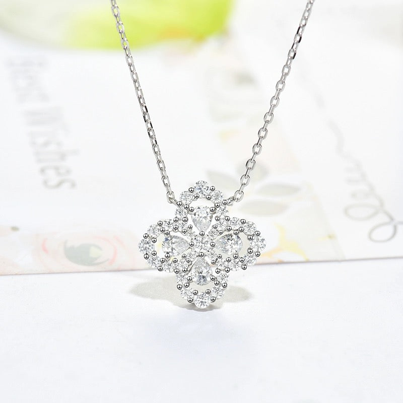 Loco LOOP NECKLACE FULL MOTIF DIAMOND 16MM MULTIPLE COLORS