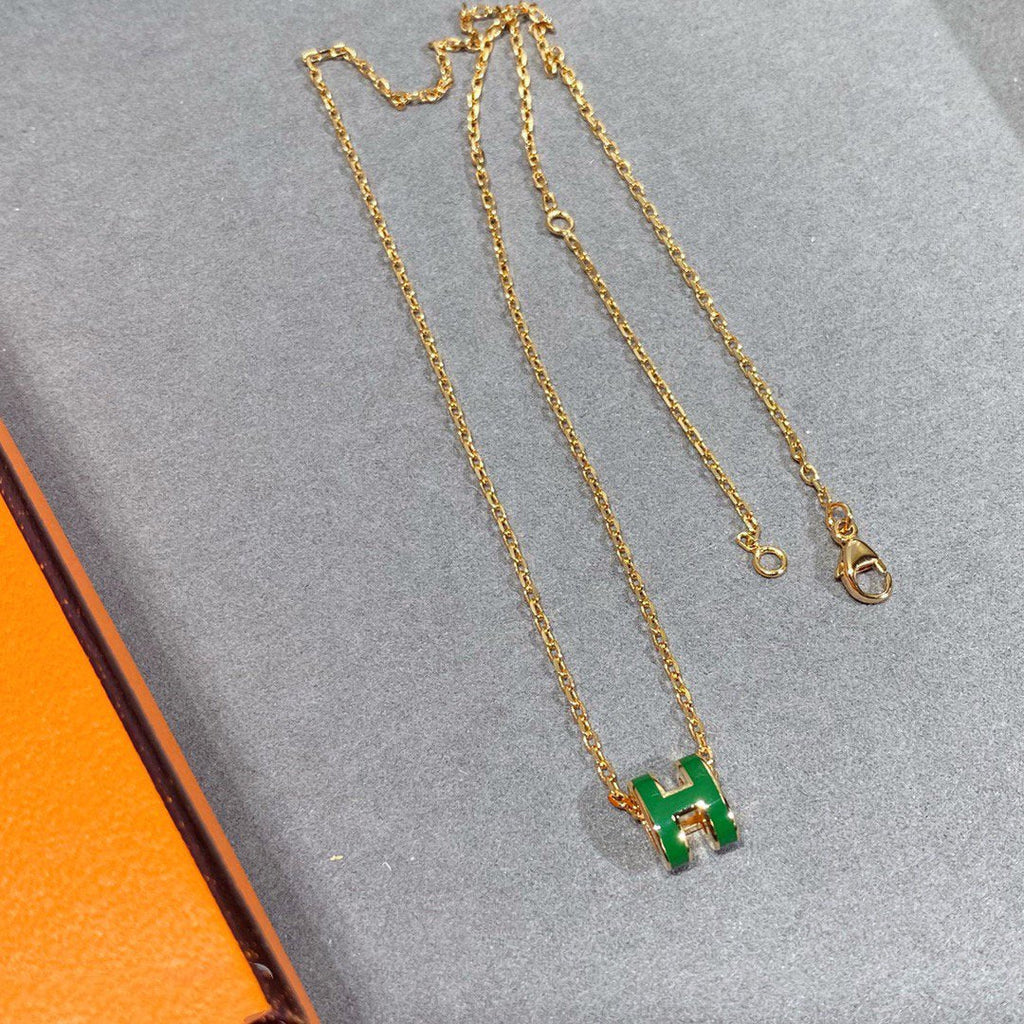 Loco POP H GREEN NECKLACE SILVER AND GOLD
