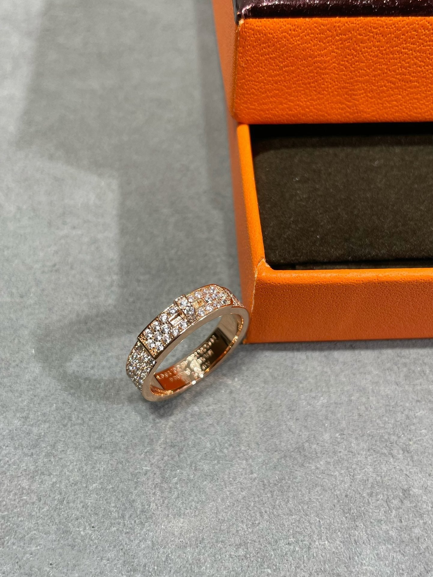 Loco KELLY PINK GOLD DIAMOND RING