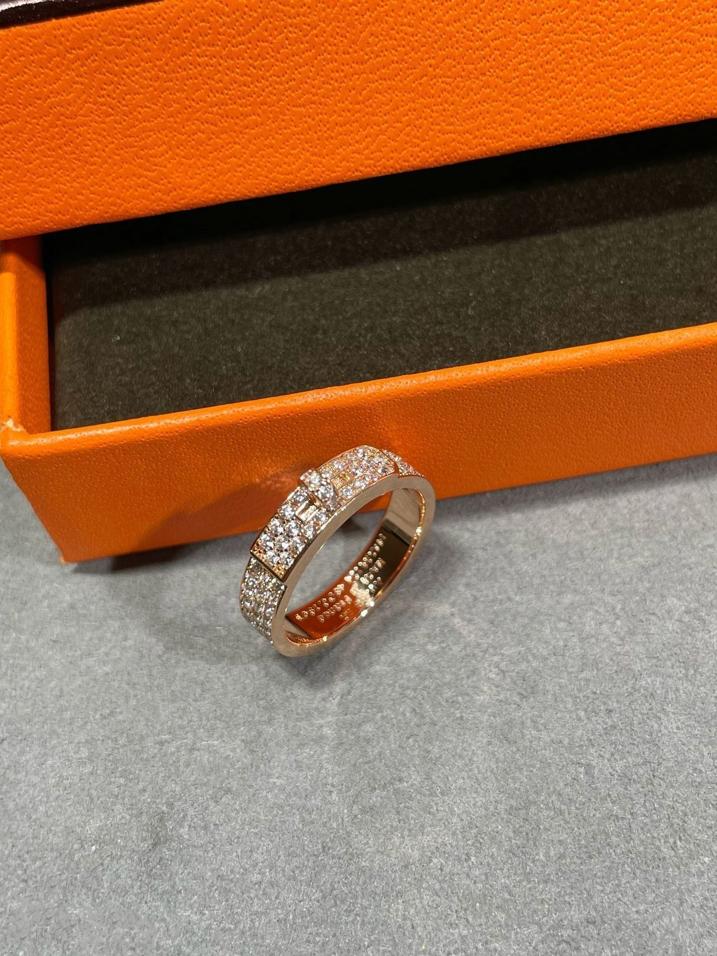 Loco KELLY PINK GOLD DIAMOND RING