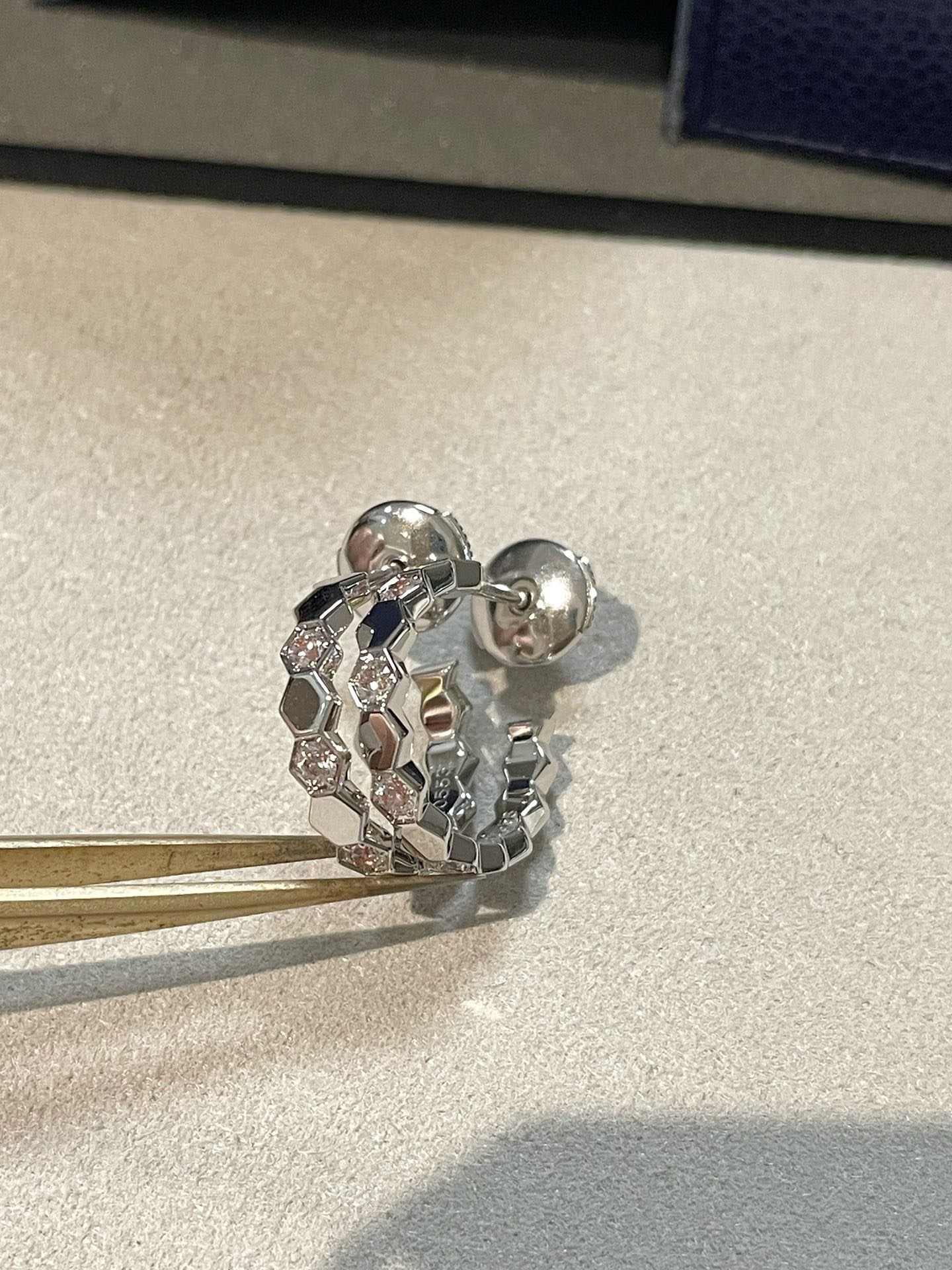 Loco BEE LOVE Earrings Silver