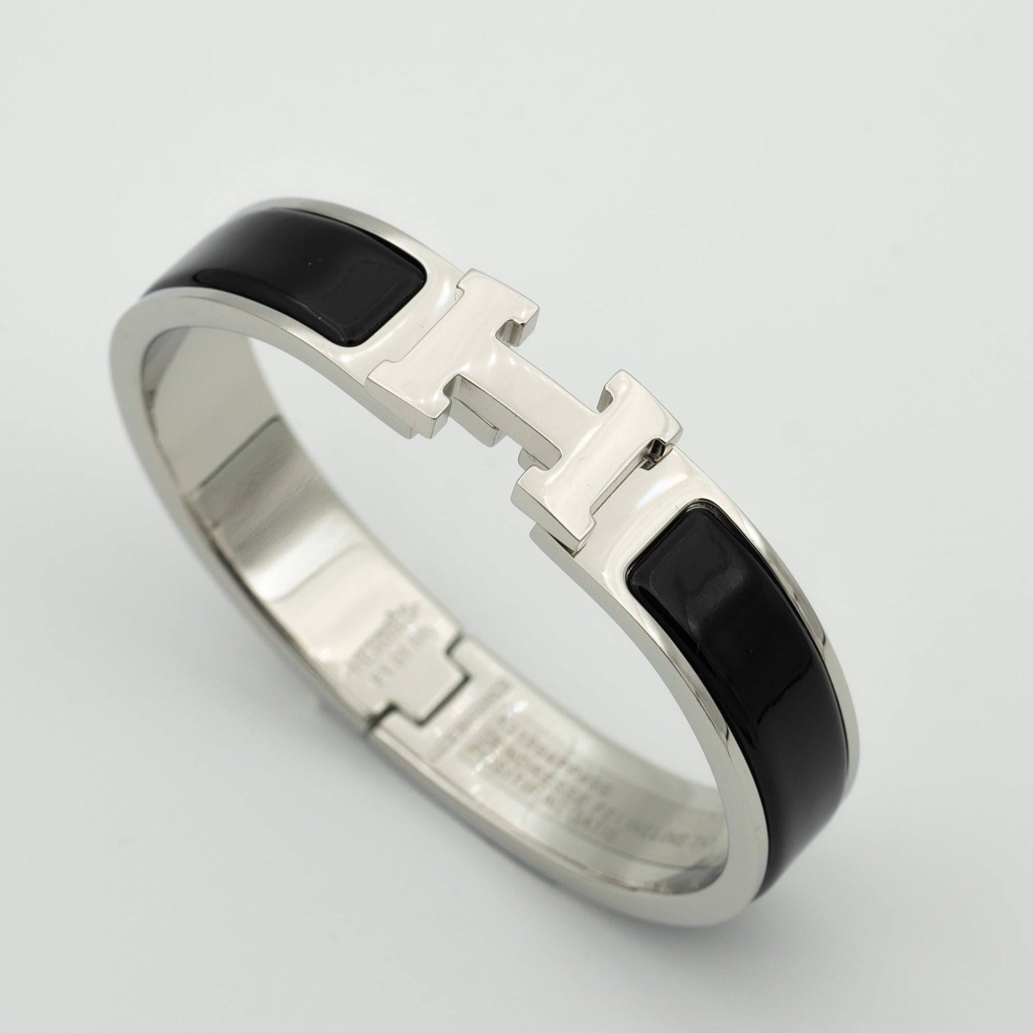 Loco H BLACK BRACELET