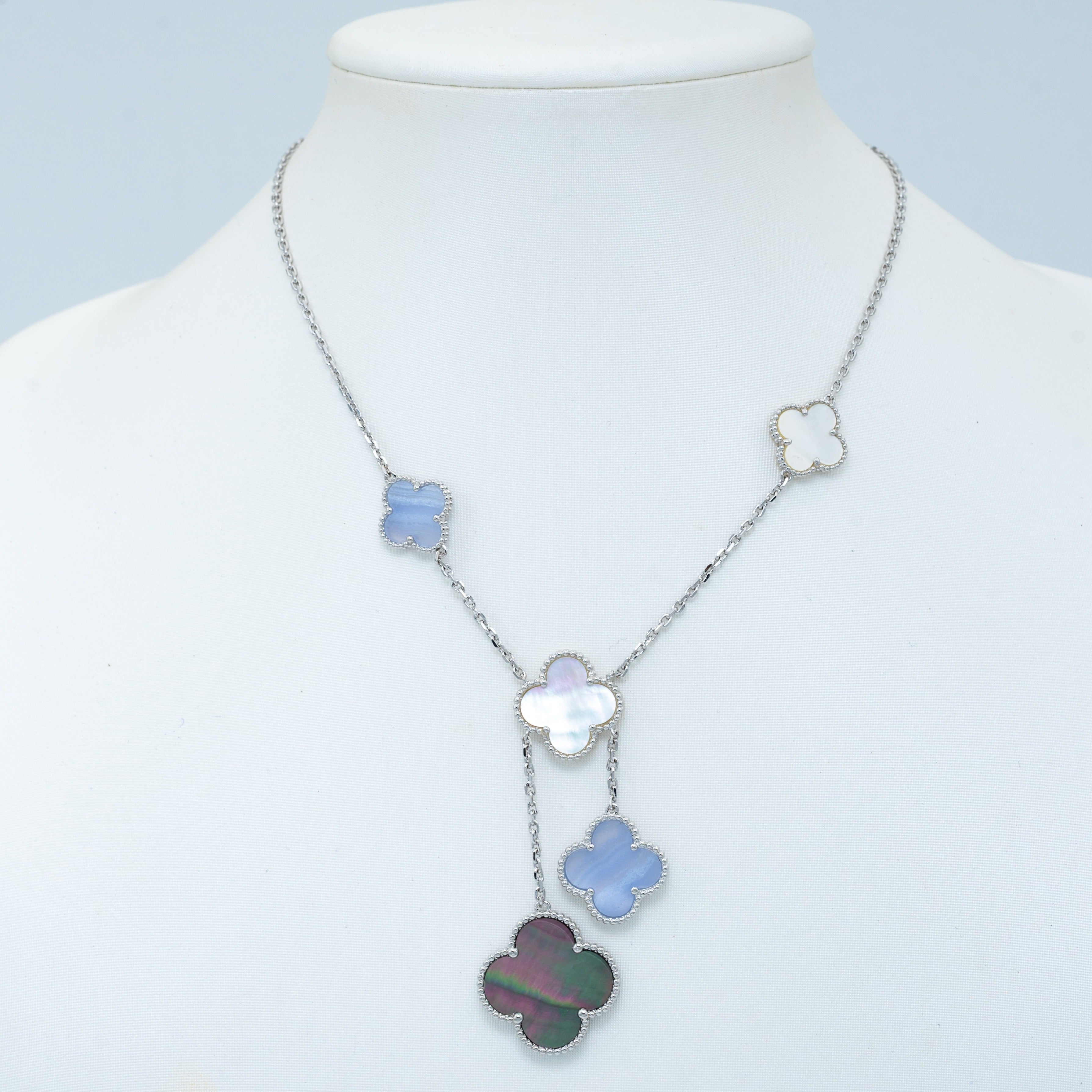Loco CLOVER MOP CHALCEDONY NECKLACE SILVER 6 MOTIF