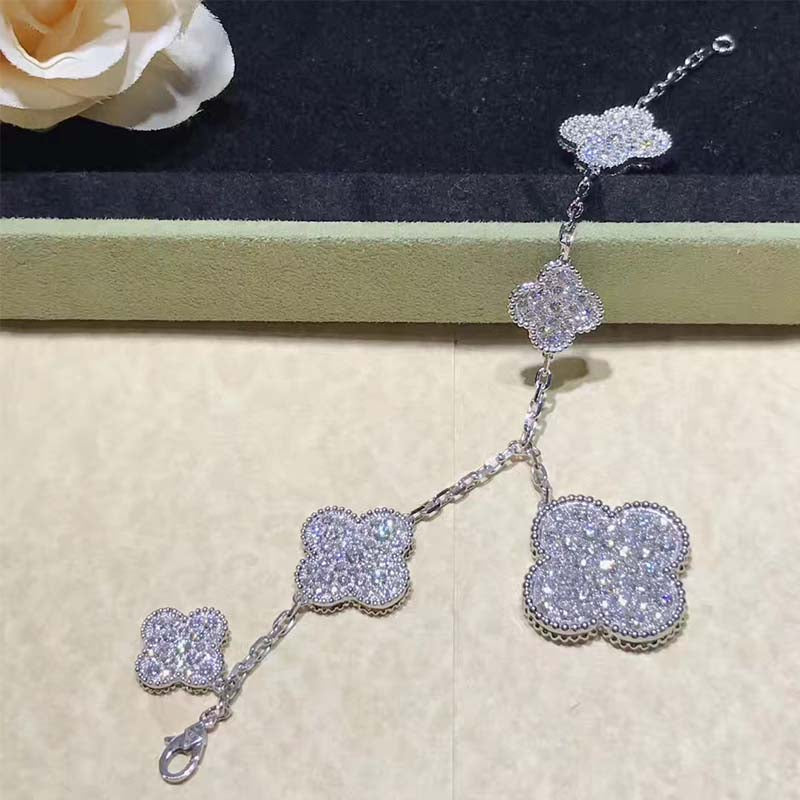 Loco CLOVER 6 MOTIFS SILVER DIAMOND BRACELET