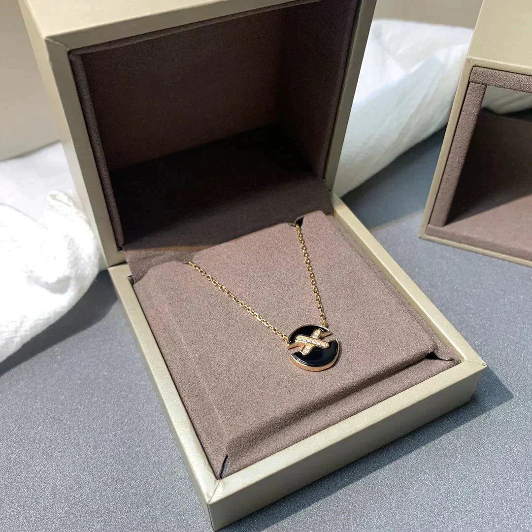 Loco JEUX DE ROSE GOLD DIAMOND NECKLACE