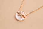 Loco JEUX DE PINK GOLD DIAMOND NECKLACE