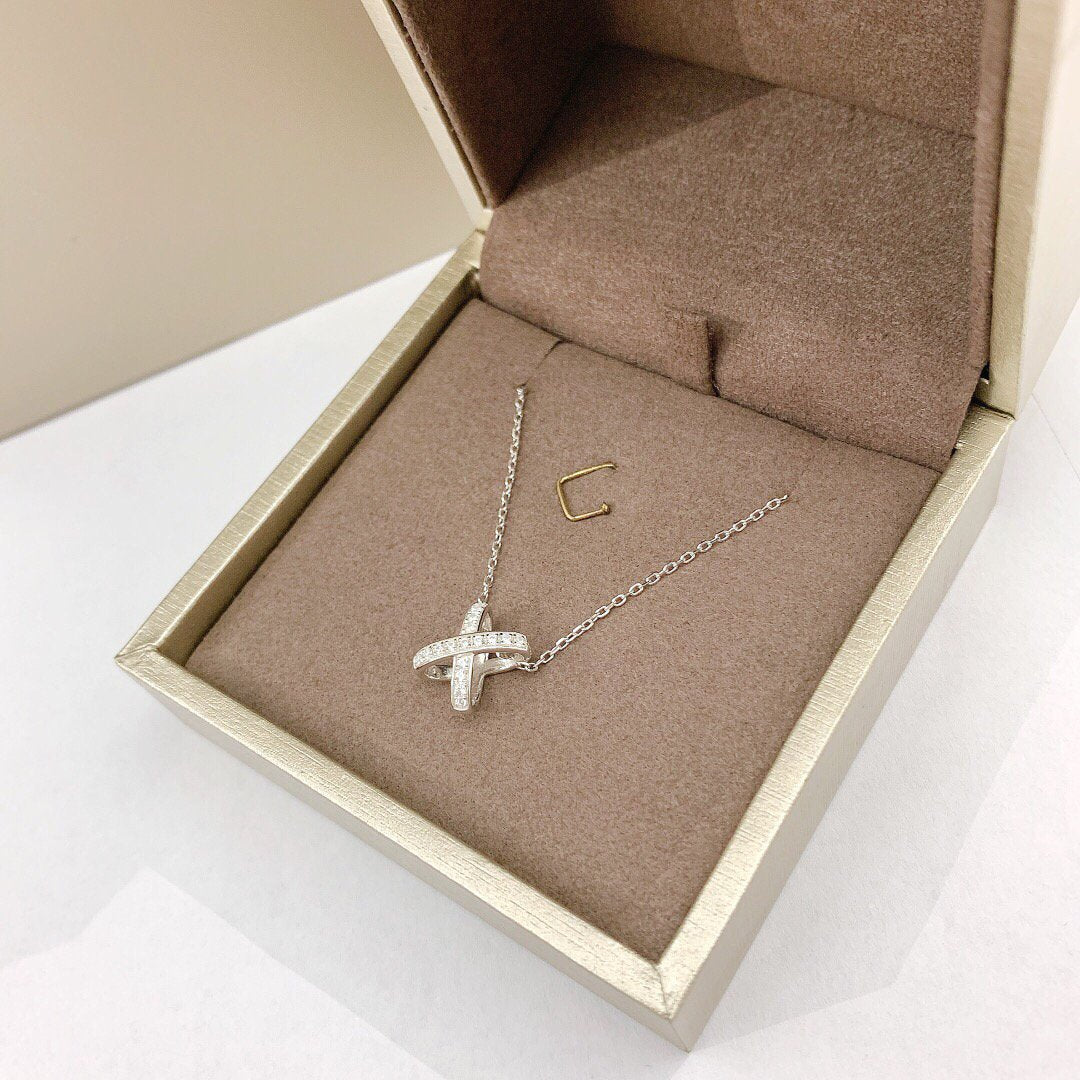 Loco JEUX DE DIAMOND NECKLACE