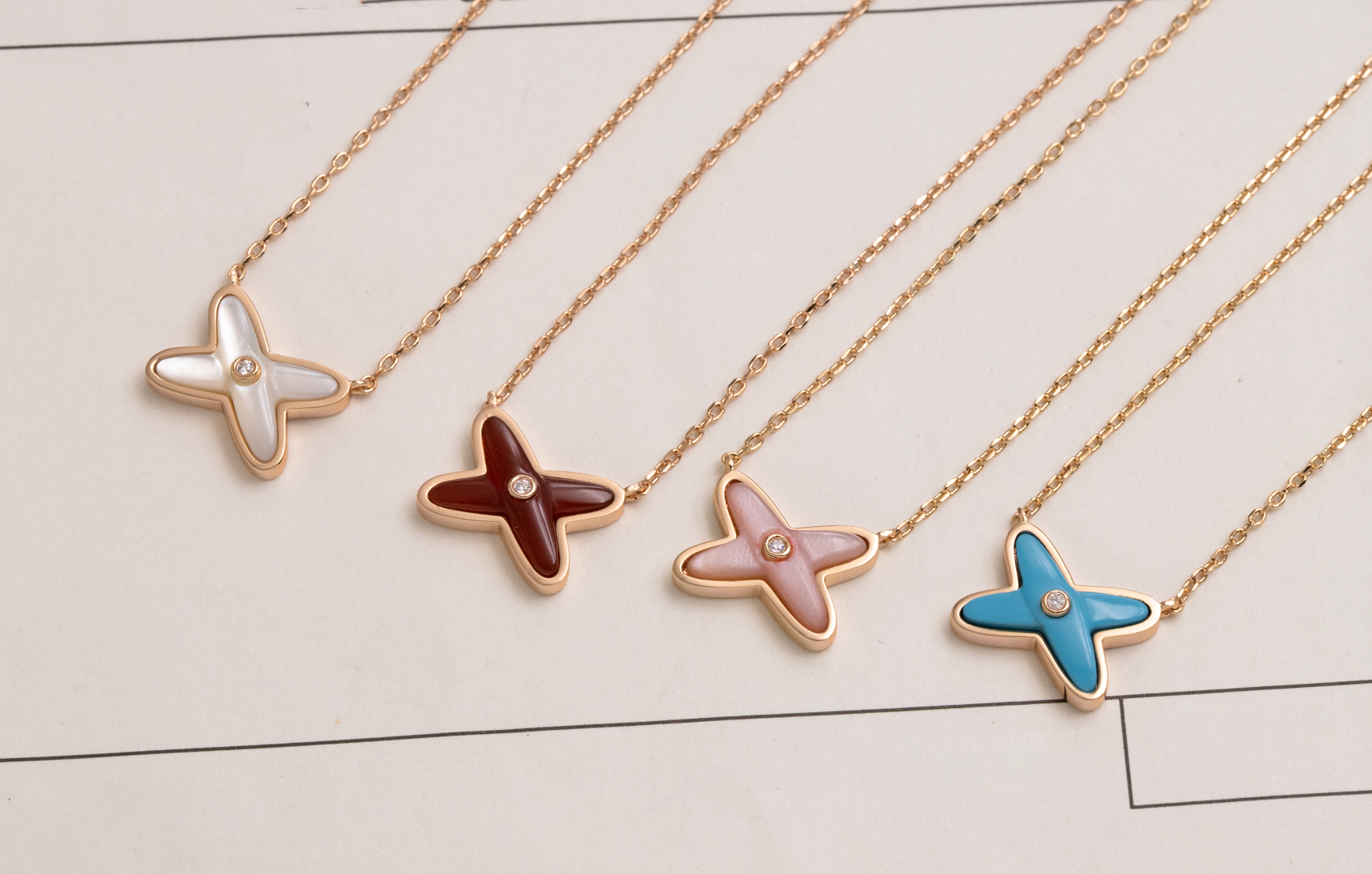 Loco JEUX DE NECKLACE 1 DIAMOND