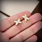 Loco JEUX DE WHITE MOP GOLD DIAMOND EARRINGS