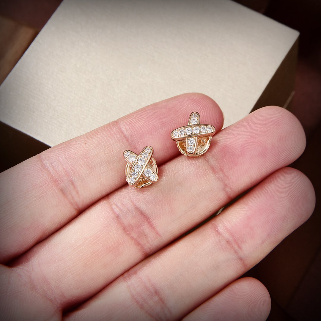 Loco JEUX DE GOLD DIAMOND EARRINGS
