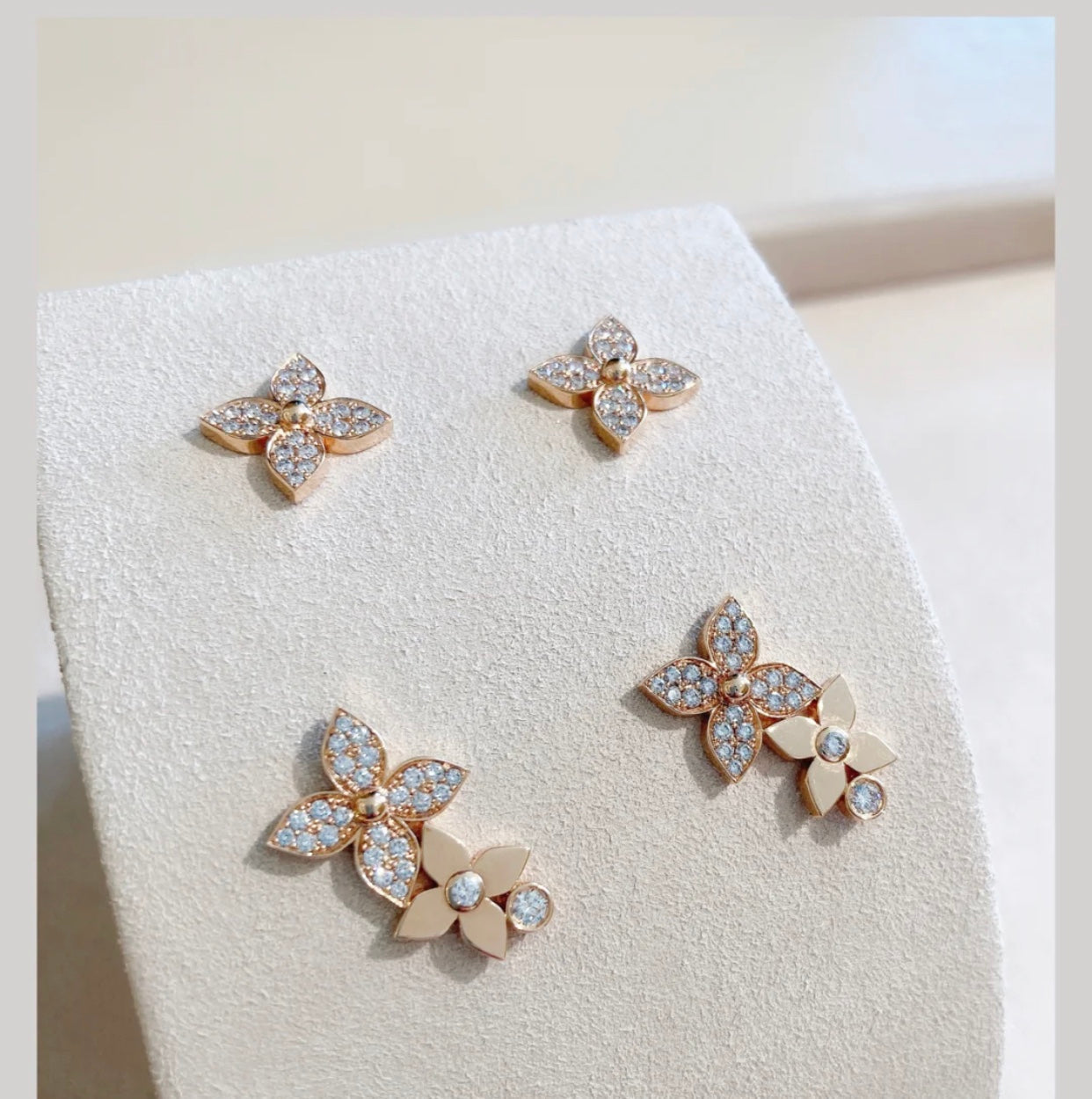 Loco STAR BLOSSOM STUD EARRINGS PINK GOLD DIAMONDS