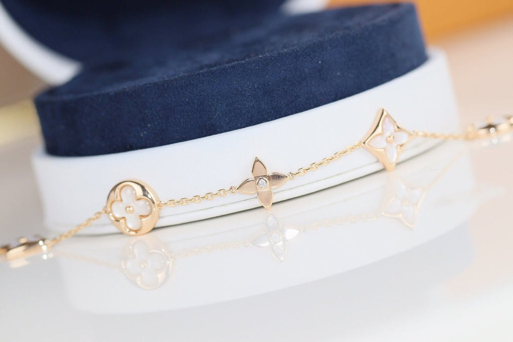 Loco LEAF CLOVER BRACELET