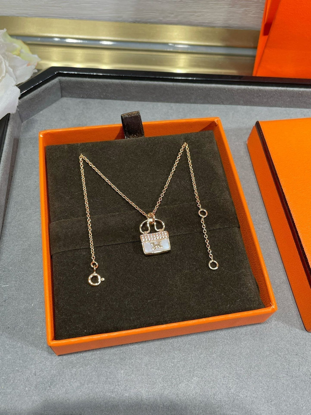 Loco H CIRCE MOISSANITE PENDANT NECKLACE GOLD