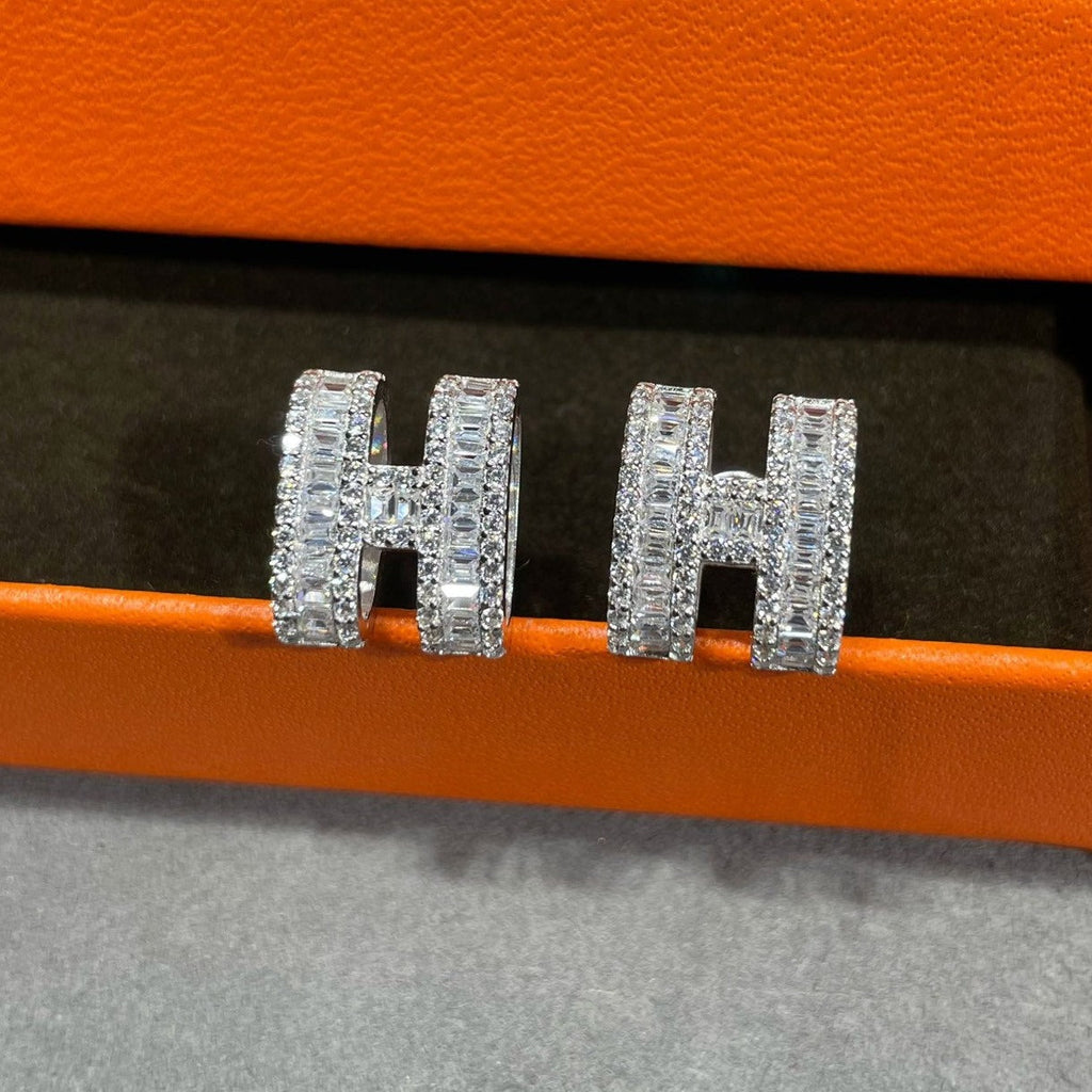 Loco H STUD EARRINGS WITH SILVER DIAMONDS