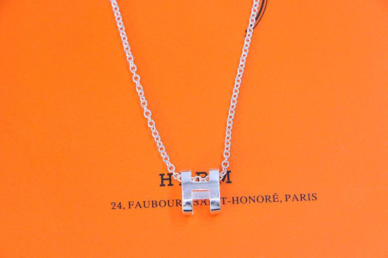 Loco HM NECKLACE H LETTER OVAL SERIES