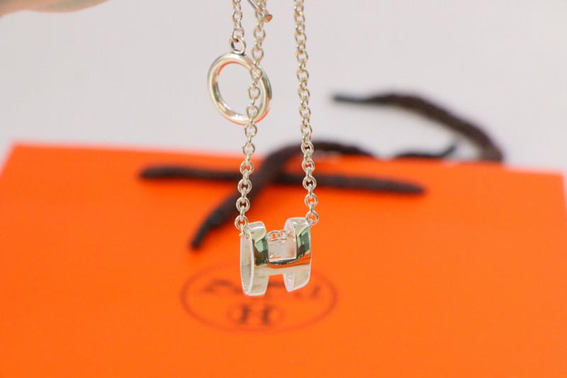Loco HM NECKLACE H LETTER OVAL SERIES
