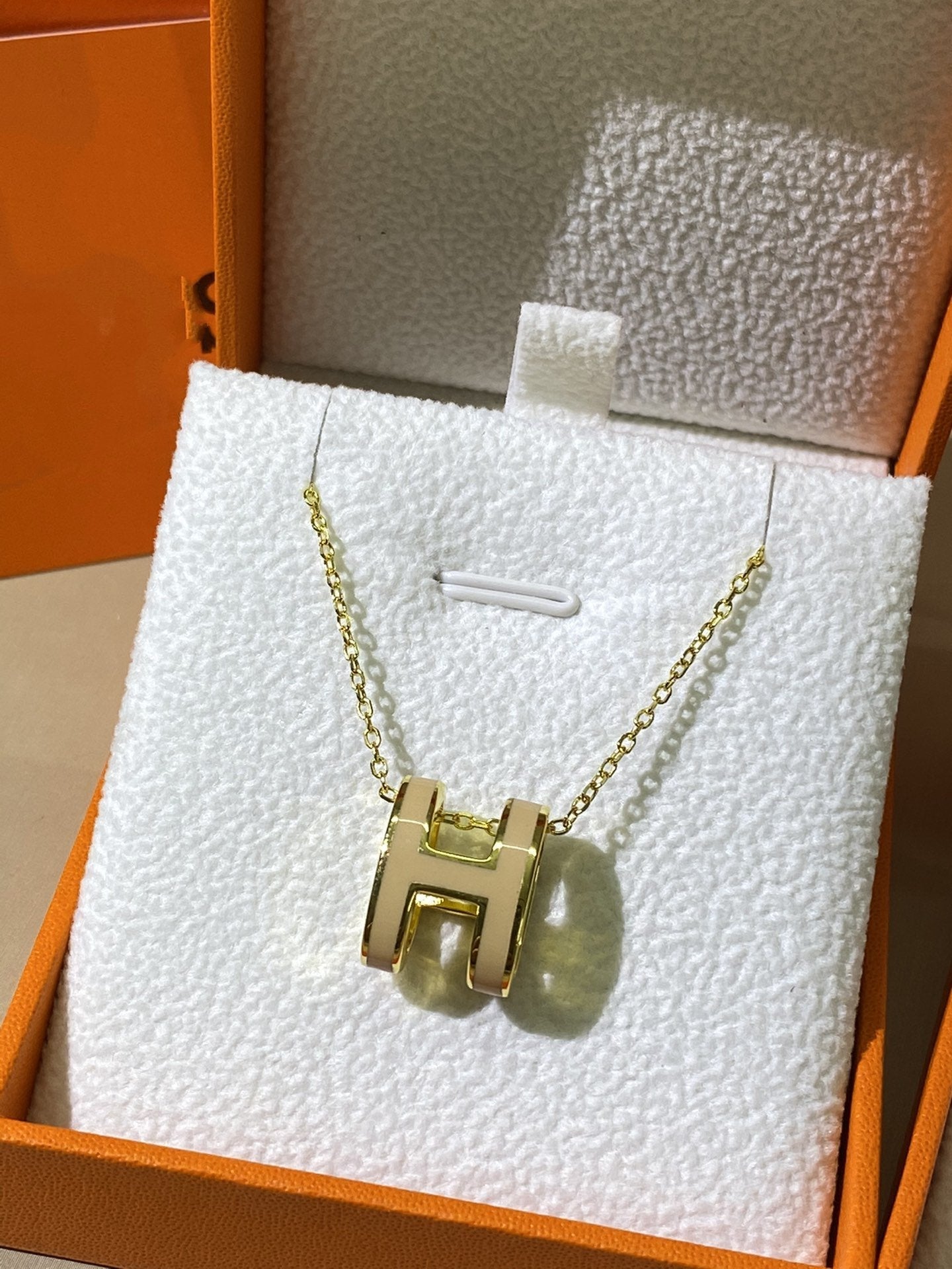 Loco HM CLIC YELLOW ENAMEL GOLD NECKLACE