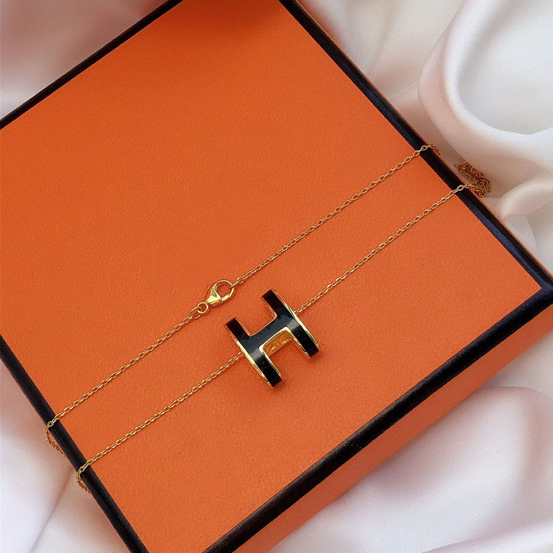 Loco HM CLIC BLACK ENAMEL GOLD NECKLACE