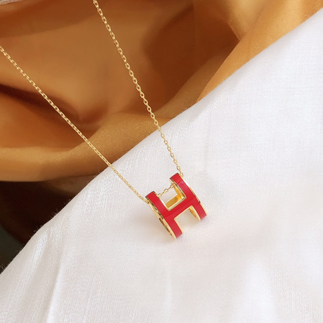 Loco HM CLIC RED ENAMEL GOLD NECKLACE