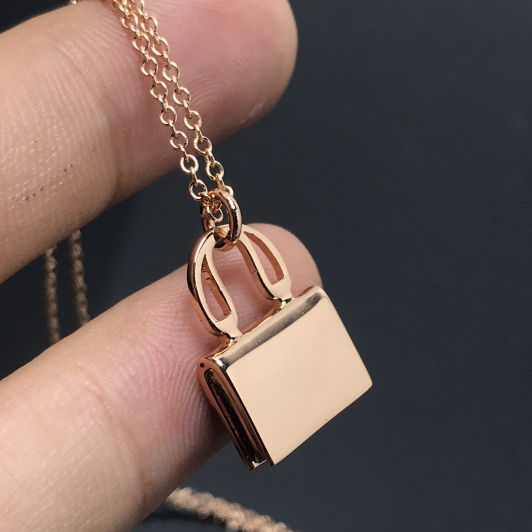 Loco HM NECKLACE ARRIVAL BLACK DIAMOND