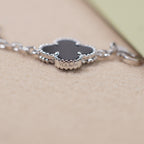 [Loco ]New CLOVER 5 MOTIF ONYXS BRACELET COLLECTION