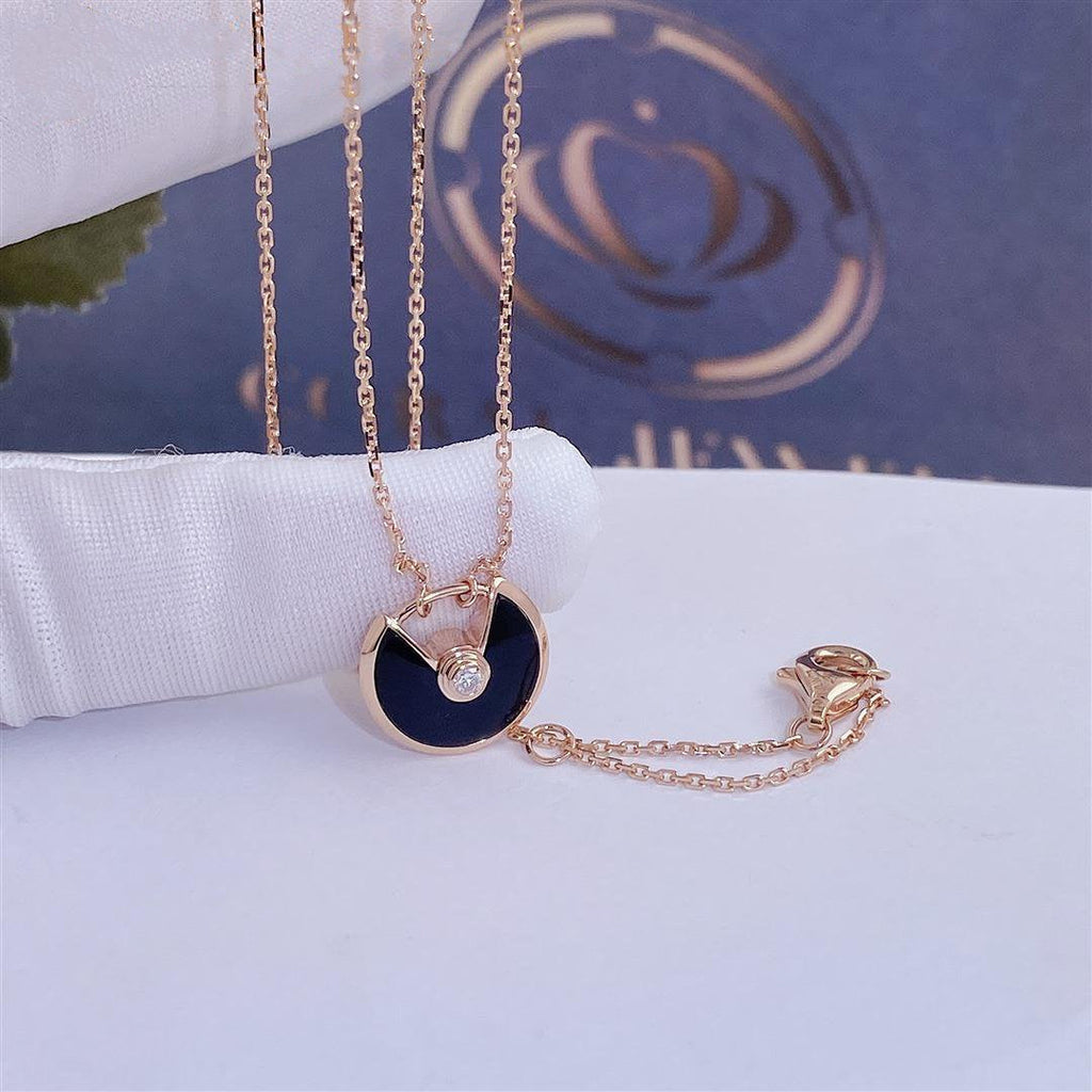Loco AMULETTE ROSE GOLD ONYX NECKLACE