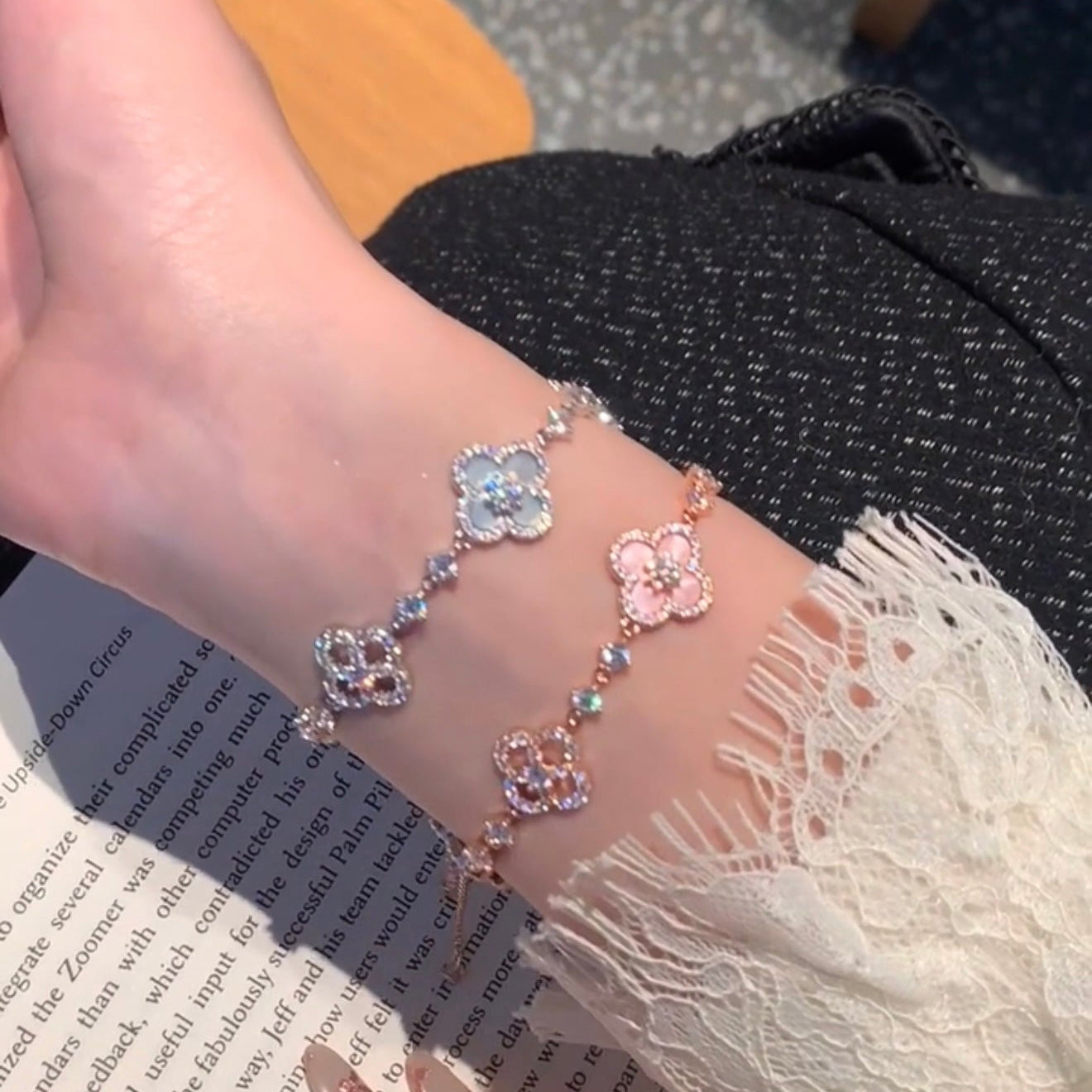 Loco CLOVER 5 MOTIF PINK BLUE RED WHITE BRACELET