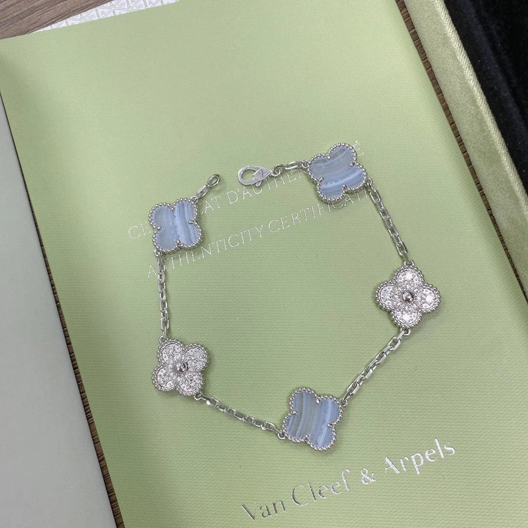 [Loco ]New  CLOVER 5 MOTIF PURPLE CHALCEDONY BRACELET COLLECTION