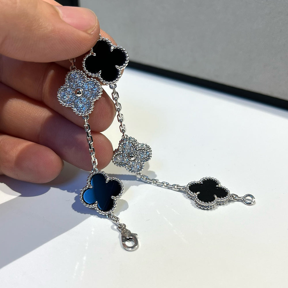 [Loco ]New CLOVER 5 MOTIF ONYXS BRACELET COLLECTION