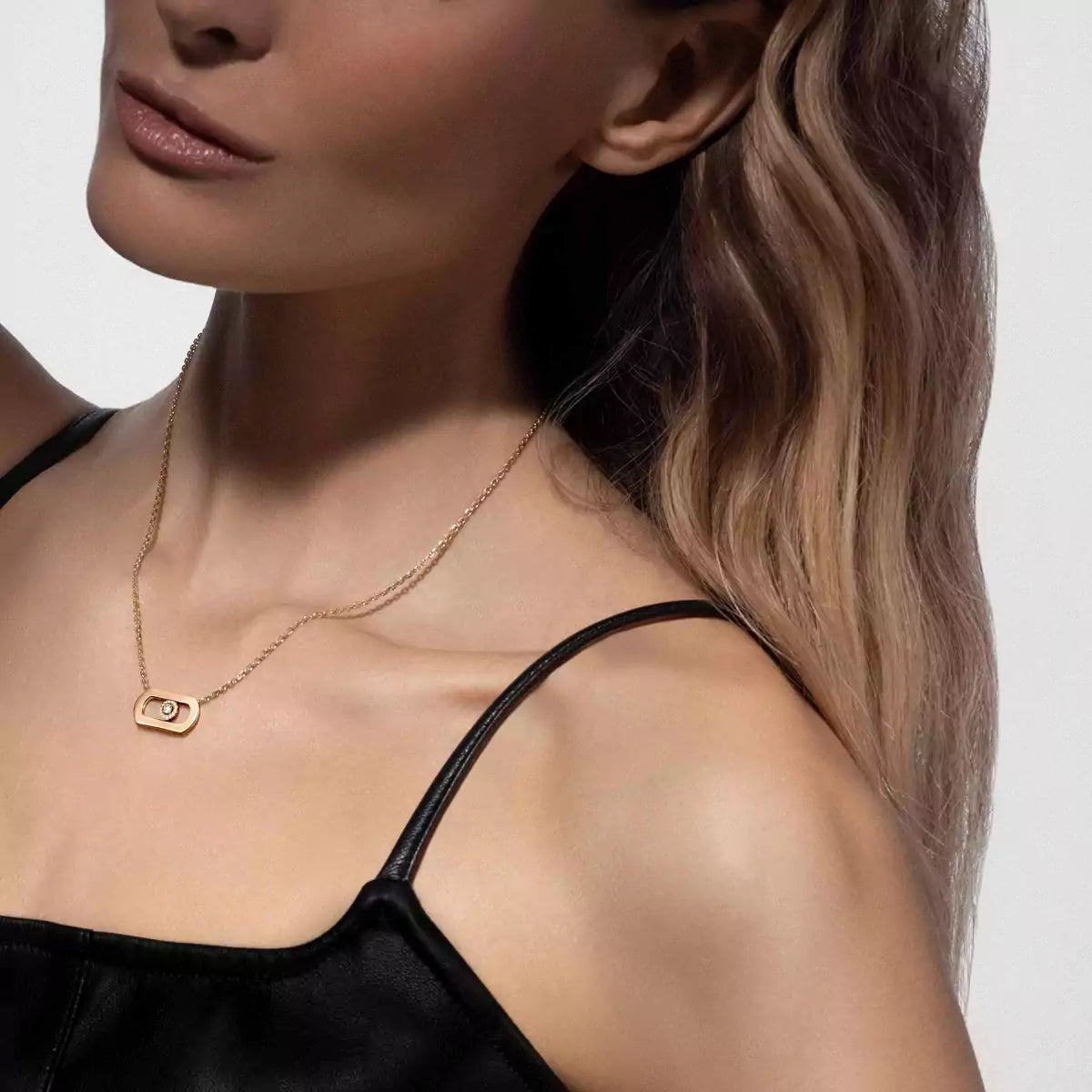 [Loco jewelrys]So Move Diamond Necklace in Gold