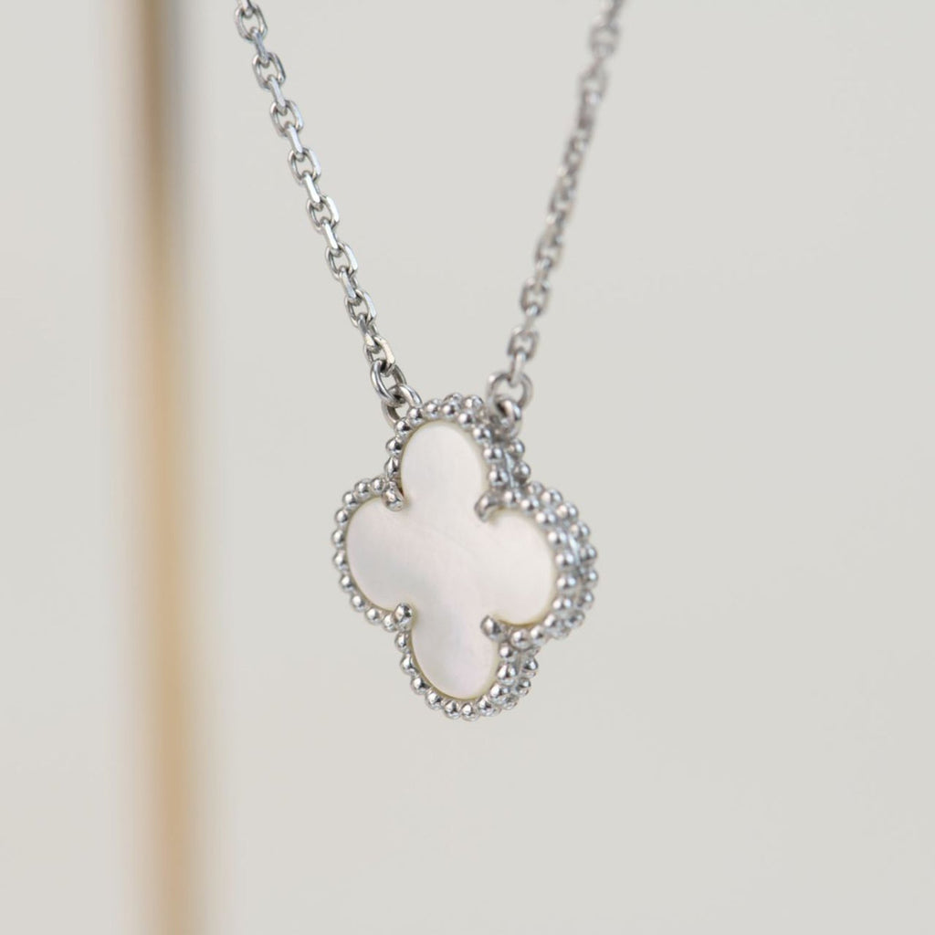 Loco CLOVER  15MM WHITE MOTHER-OF-PEARL SILVER