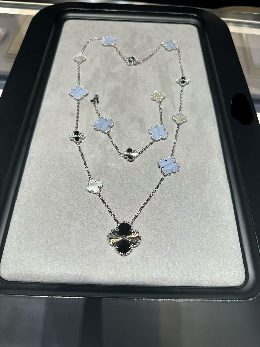 [Loco ] 25 NEW CLOVER 15 MOTIFS PURPLE CHALCEDONY