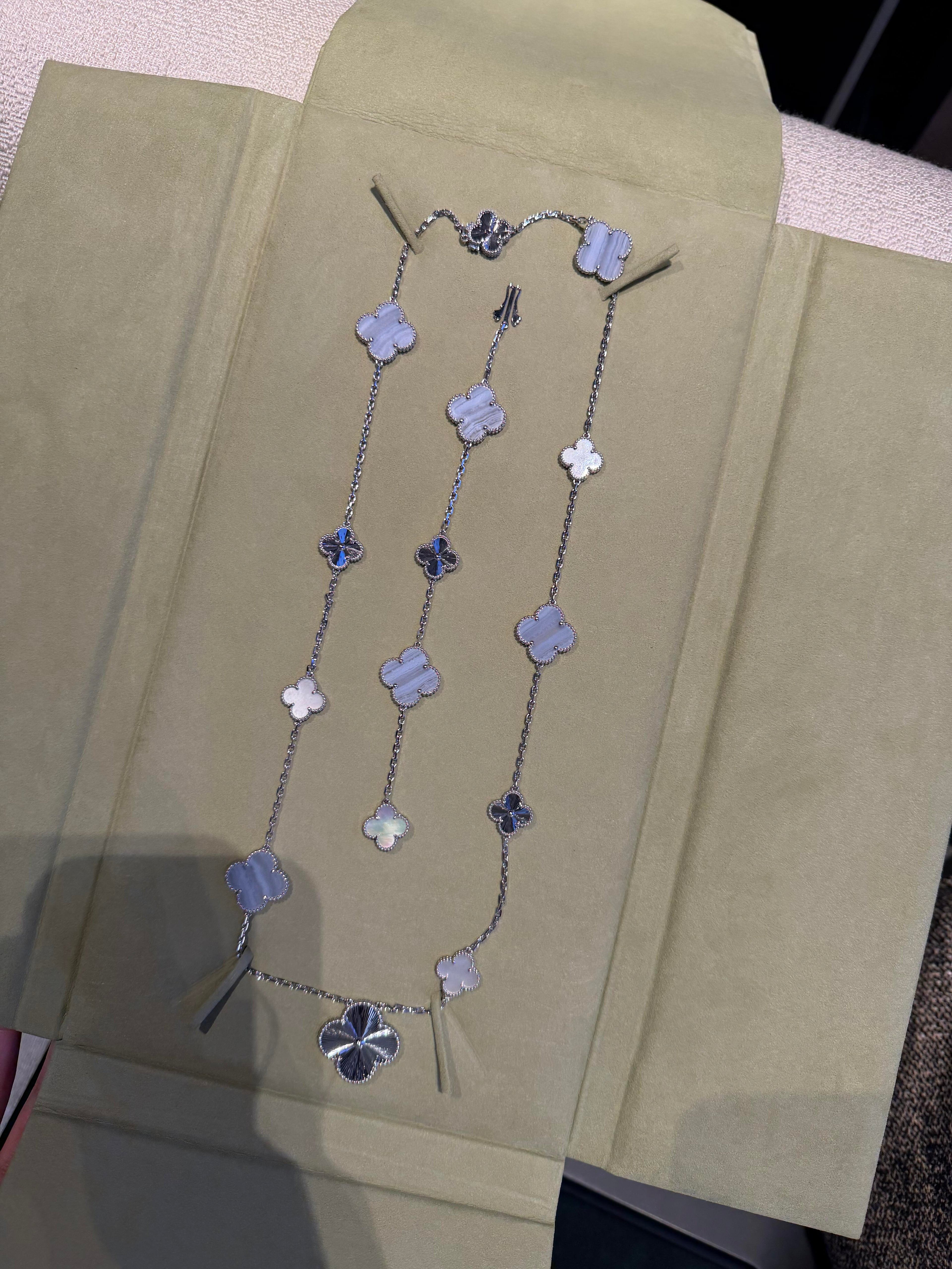 [Loco ] 25 NEW CLOVER 15 MOTIFS PURPLE CHALCEDONY
