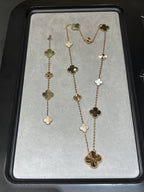 [Loco ] 25 NEW CLOVER 15 MOTIFS GRAY MOTHER-OF-PEARL