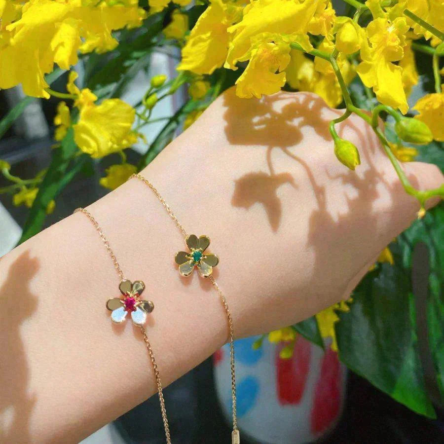 Loco FRIVOLE GOLD FLOWER PINK MALACHITE BRACELET