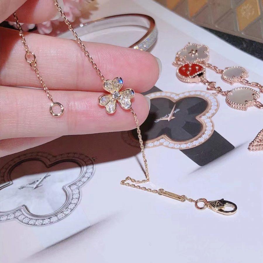 Loco FRIVOLE GOLD FLOWER DIAMOND BRACELET